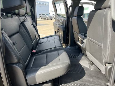 Certified 2022 Chevrolet Silverado 1500 LTZ w/ LTZ Premium Package AWD/4WD image 22