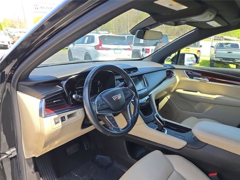 Used 2019 Cadillac XT5 Luxury image 23