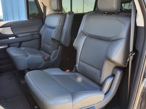 New 2026 Ford Expedition Max Active RWD image 19