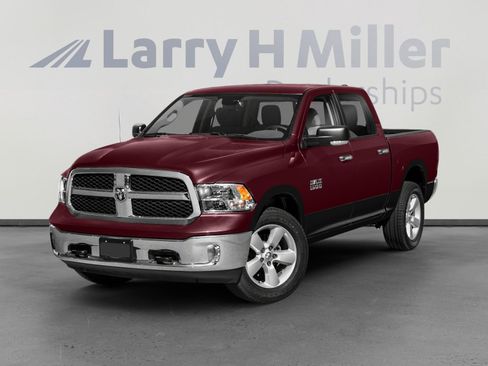 Used 2018 RAM 1500 Big Horn image 1