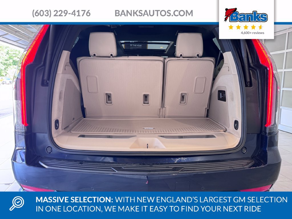Certified 2024 Cadillac Escalade Premium Luxury AWD/4WD image 7