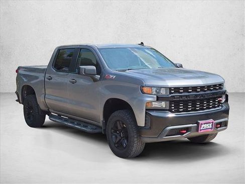 Used 2020 Chevrolet Silverado 1500 Custom Trail Boss w/ Custom Convenience Package AWD/4WD image 3