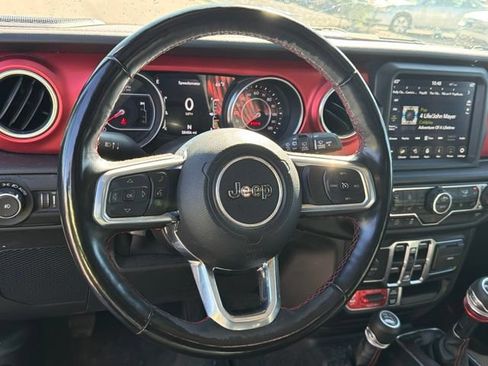 Used 2021 Jeep Wrangler Unlimited Rubicon w/ Dual Top Group AWD/4WD image 11