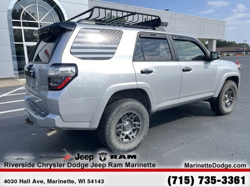Used 2020 Toyota 4Runner 4WD image 20