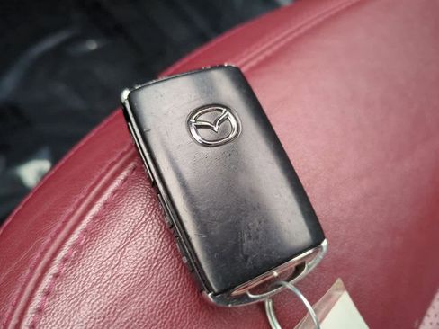 Used 2023 MAZDA CX-5 Carbon Edition image 35