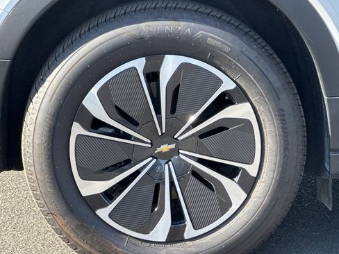 Used 2026 Chevrolet Blazer EV LT image 40