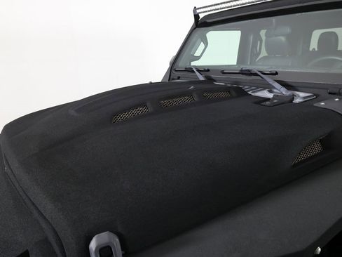 Used 2022 Jeep Gladiator Sport image 47