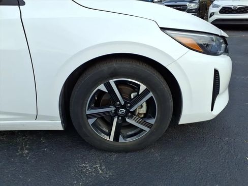 Used 2024 Nissan Sentra SV image 9