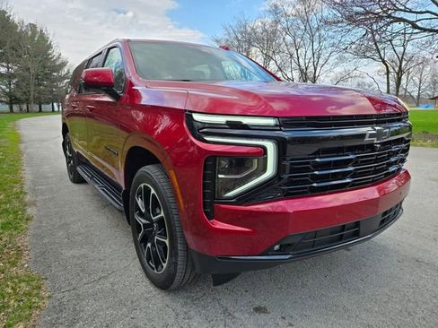 New 2026 Chevrolet Suburban RST w/ Comfort Package AWD/4WD image 12