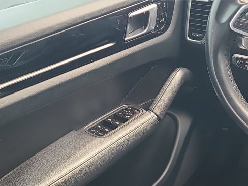 Used 2019 Porsche Cayenne S AWD/4WD image 20