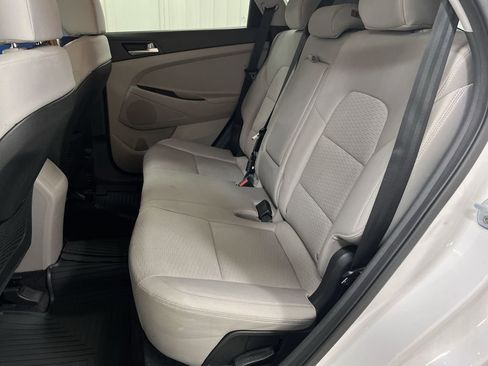 Used 2019 Hyundai Tucson SE image 22