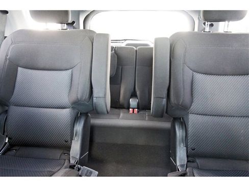 Used 2022 Ford Explorer XLT image 12