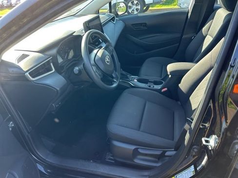 Used 2024 Toyota Corolla LE FWD image 7