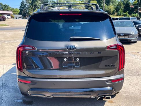 Used 2021 Kia Telluride EX w/ EX Premium Package image 8