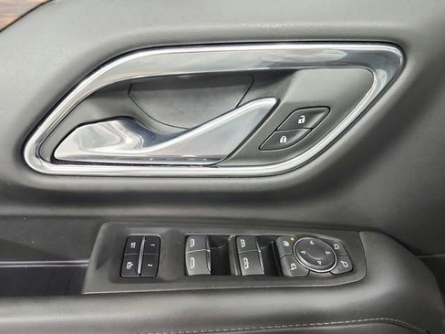Used 2023 Chevrolet Tahoe High Country w/ Premium Package 2 RWD image 37