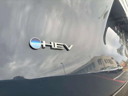 Used 2024 Toyota Grand Highlander XLE image 10