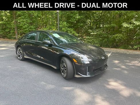 Used 2024 Hyundai Ioniq 6 SEL AWD/4WD image 3