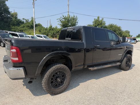 Used 2019 RAM 2500 Laramie AWD/4WD image 7