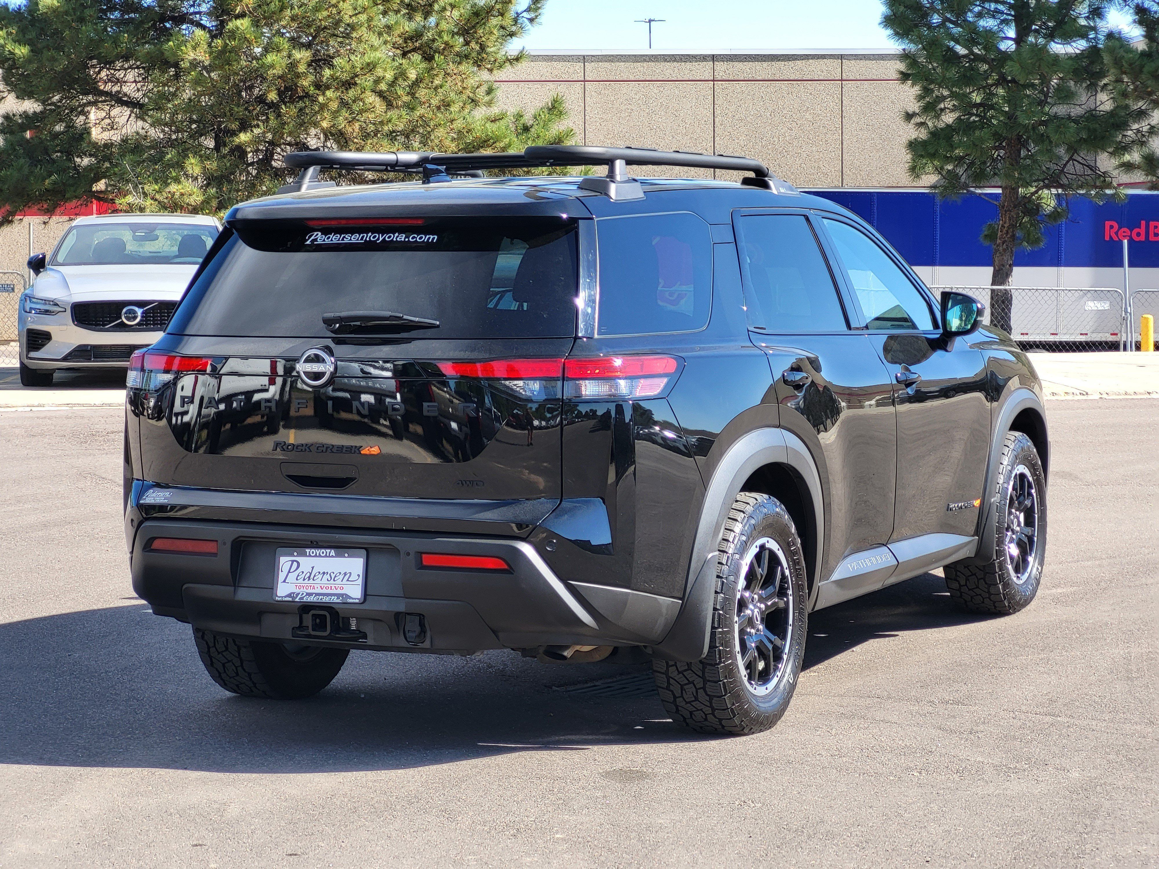 Used 2025 Nissan Pathfinder Rock Creek AWD/4WD image 2