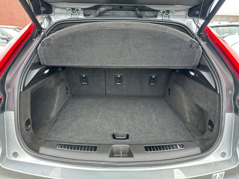 Used 2024 Cadillac XT4 Premium Luxury image 20