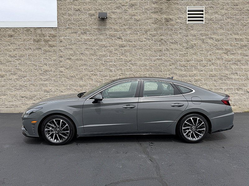 Used 2021 Hyundai Sonata Limited w/ Winter Weather Package FWD image 5