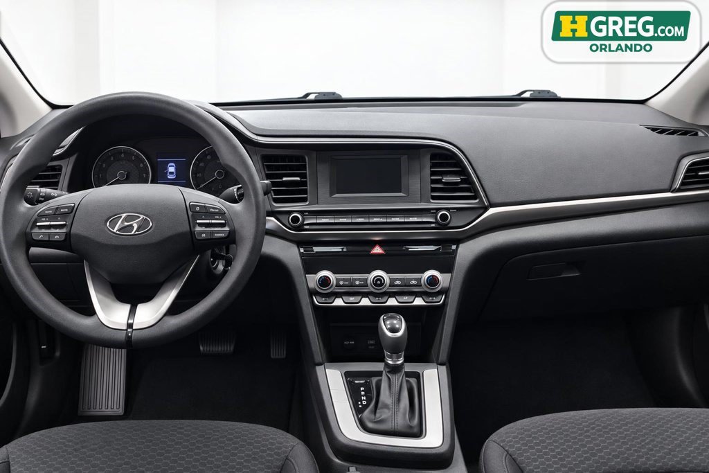 Used 2020 Hyundai Elantra SE w/ Cargo Package (C1) FWD image 11