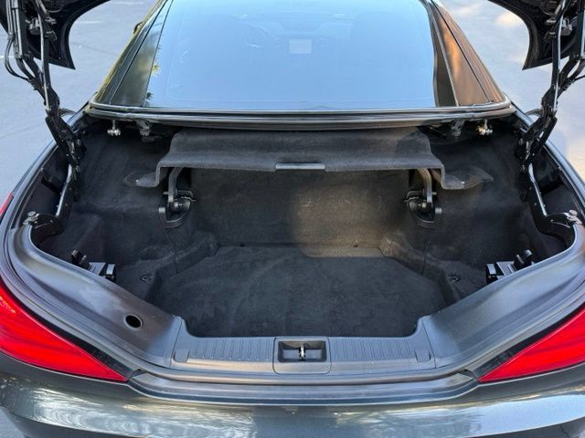 Used 2013 Mercedes-Benz SL 550 image 40