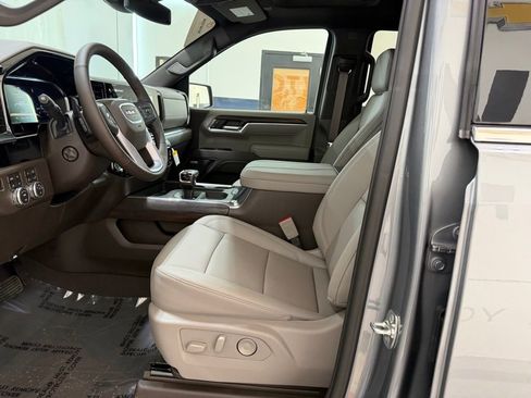 New 2026 GMC Sierra 1500 SLT w/ SLT Premium Plus Package image 29