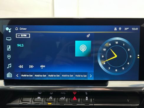 Used 2023 Chevrolet Silverado 1500 LT image 4