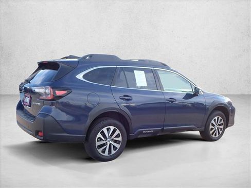 Used 2023 Subaru Outback Premium w/ Popular Package #1 image 4