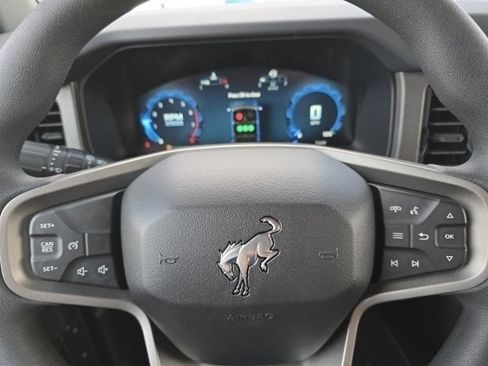 New 2025 Ford Bronco 4-Door AWD/4WD image 11