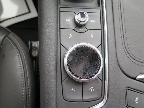 Certified 2024 Cadillac XT6 Luxury FWD image 14