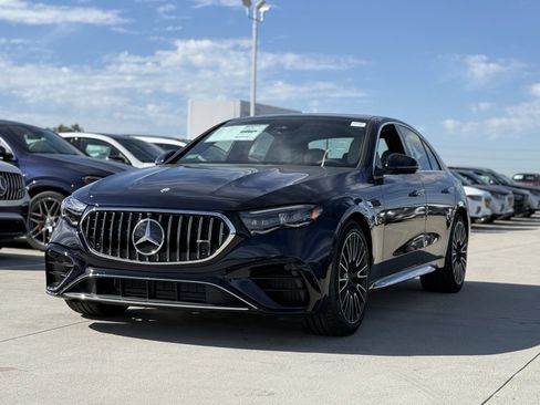 New 2026 Mercedes-Benz E 53 AMG e 4MATIC Sedan image 6
