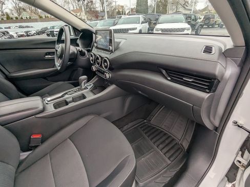 Used 2024 Nissan Sentra SV image 22
