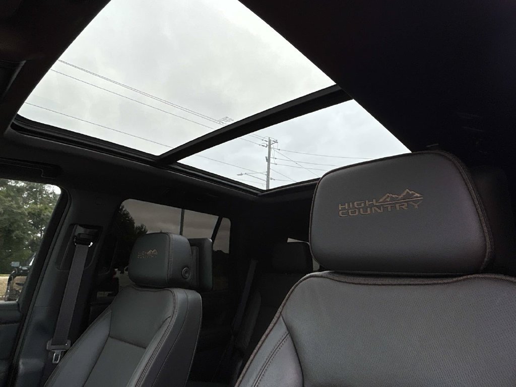 Certified 2023 Chevrolet Tahoe High Country w/ Advanced Technology Package RWD image 19