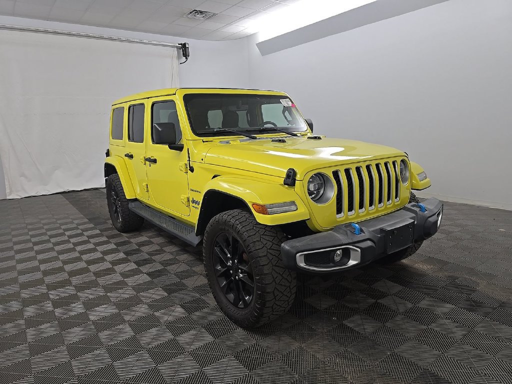 Used 2022 Jeep Wrangler Unlimited Sahara AWD/4WD image 3