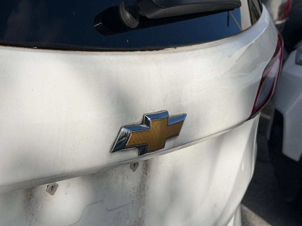 Used 2019 Chevrolet Equinox LS w/ LS Convenience Package FWD image 9