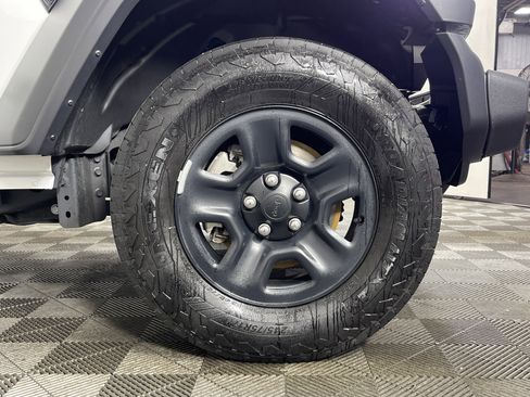 Used 2024 Jeep Wrangler Sport image 6