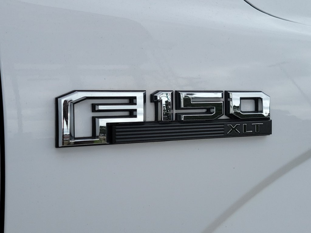 Used 2017 Ford F150 XLT AWD/4WD image 6
