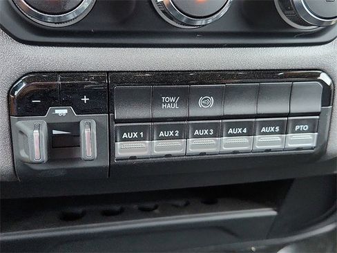 New 2024 RAM 5500 Tradesman image 18