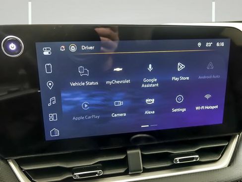 Used 2025 Chevrolet Equinox LT image 17