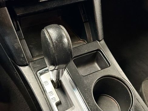 Used 2018 Subaru Outback 2.5i Premium image 16