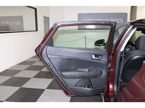 Used 2020 Kia Optima LX image 13