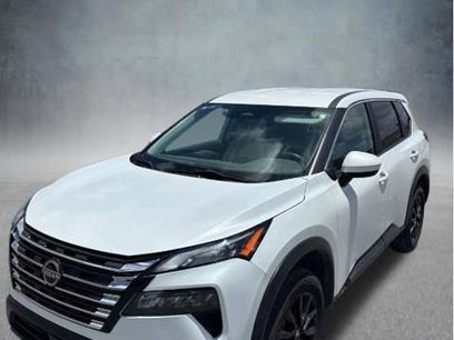 Used 2024 Nissan Rogue SV