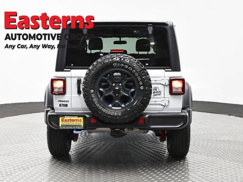 Used 2023 Jeep Wrangler Unlimited w/ Cold Weather Group AWD/4WD image 6