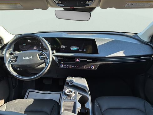 Used 2023 Kia EV6 Wind image 27