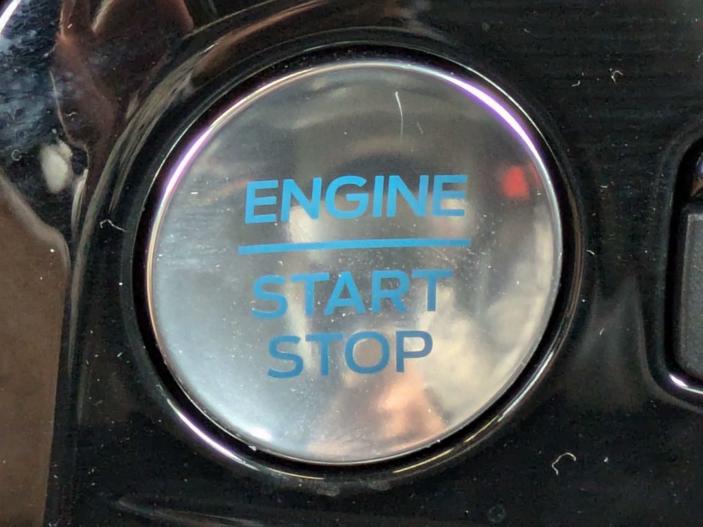 Used 2023 Ford Escape ST-Line w/ Tech Pack #1 FWD image 33