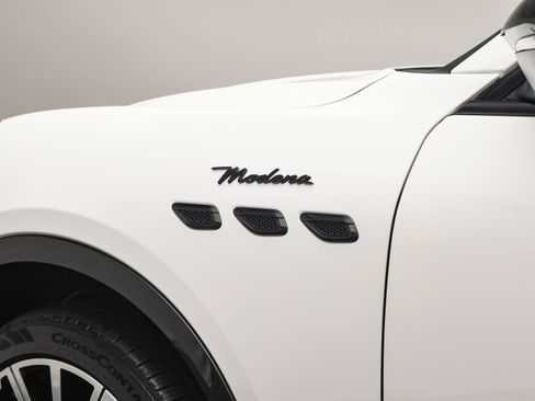 New 2025 Maserati Grecale Modena image 30