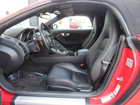Used 2014 Jaguar F-TYPE S image 19