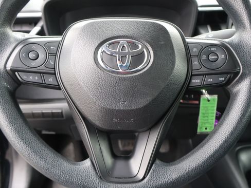 Used 2024 Toyota Corolla LE image 30